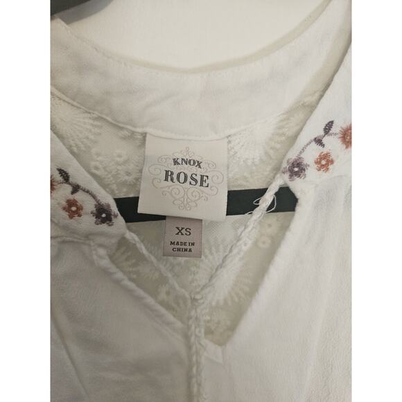 Knox Rose‎ Top White Flowy Boho Tank Feminine Crochet Detail Tassles XS Vneck - Picture 5 of 10